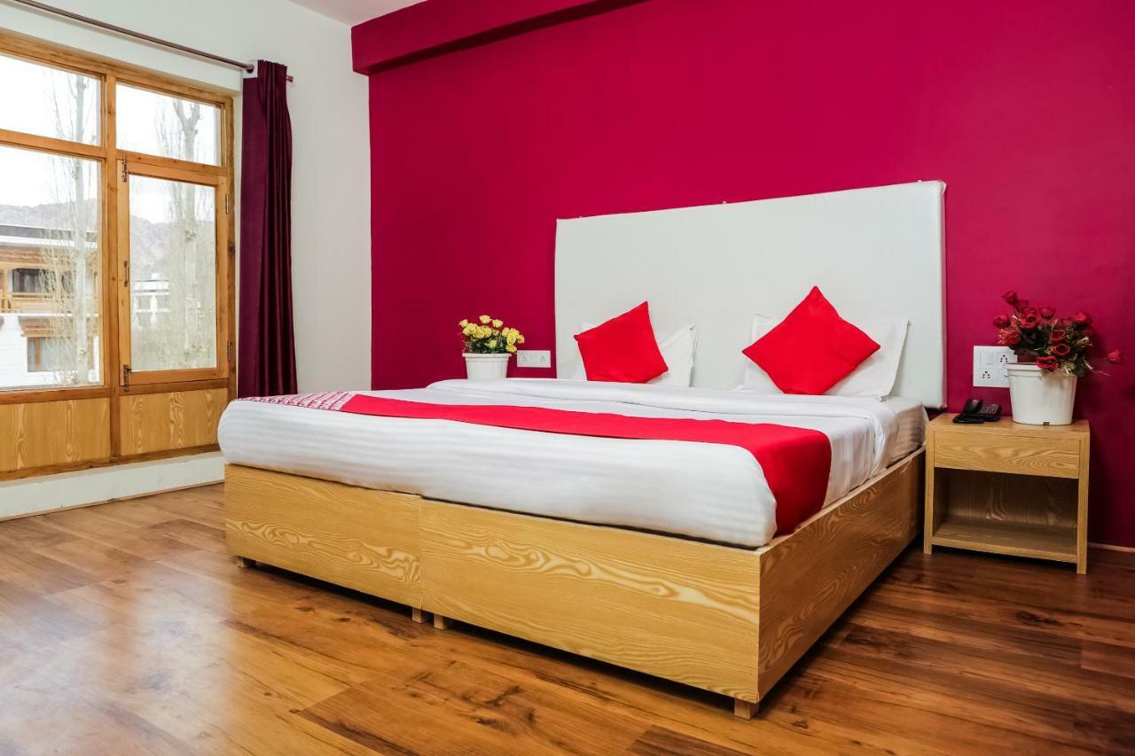 Oyo 37004 City Heart Guest House Leh Exterior foto
